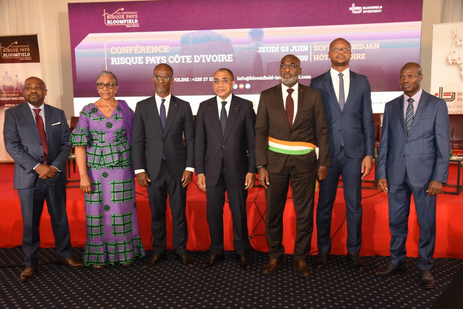 M. Ahmadou Bakayoko, Directeur Général de la CIE et de la SODECI, a pris part à la 5ème Conférence Risque Pays Côte d’Ivoire